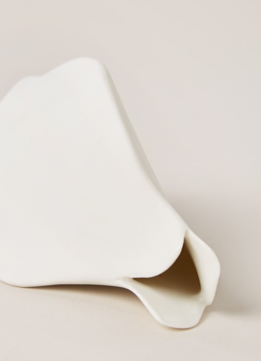 Serax Bloemenroos vaas 14 cm - detail wit