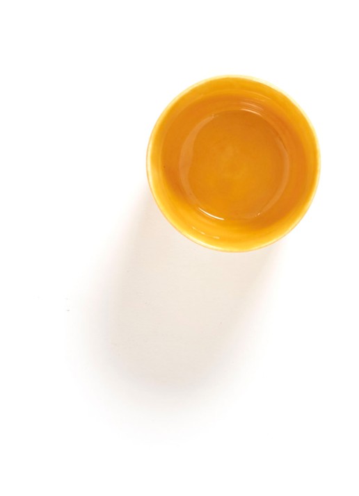 Serax FEAST Sunny Yellow espressokopje 15 cl - detail 3 geel