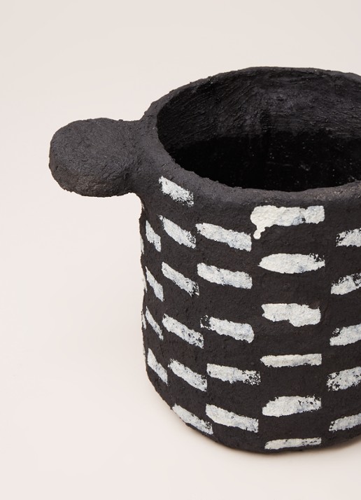 Serax Papier Maché bloempot voor binnen Ø15 cm - detail 3 zwart