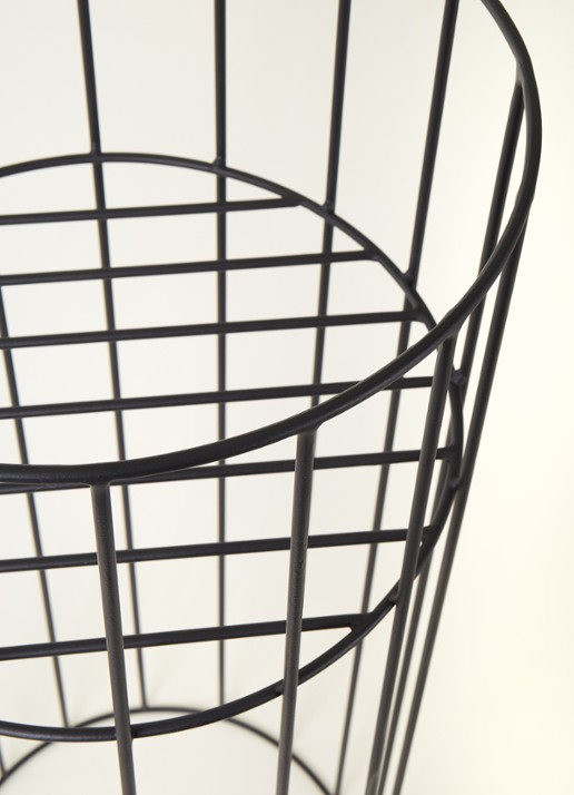 Serax Vasaro plantenstandaard M van ijzer voor binnen Ø35 cm - detail 3 zwart