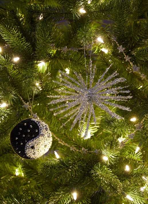 Shishi Tinsel kerstbal 18 cm - voorkant 3 zilver