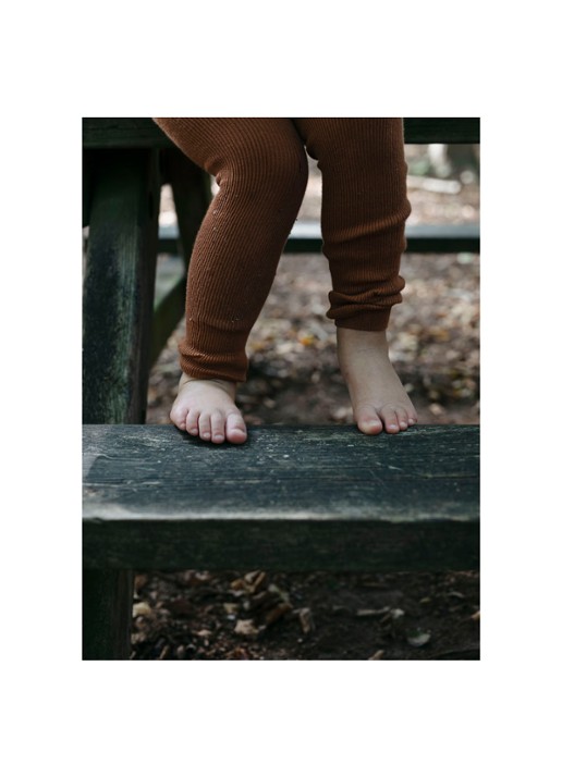 Silly Silas Fijngebreide legging met bretels - detail 5 cognac