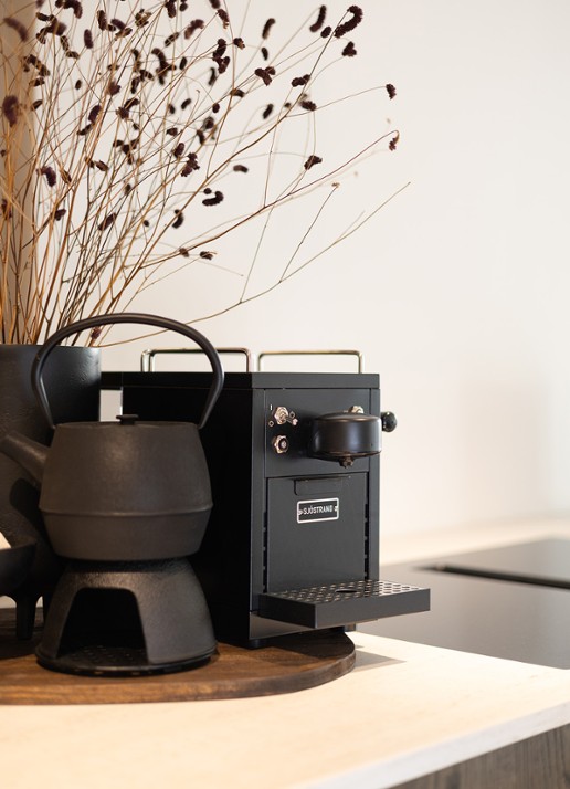 Sjöstrand The Original espressomachine M1-BL-EU-A - detail 6 zwart