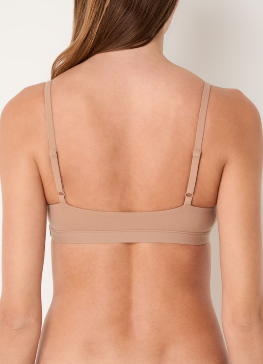 SKIMS Fits Everybody bralette  - achterkant donkerbeige