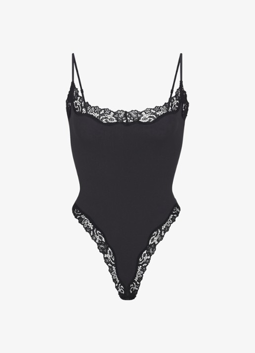 SKIMS Fits Everybody Lace stringbody  - voorkant 2 zwart