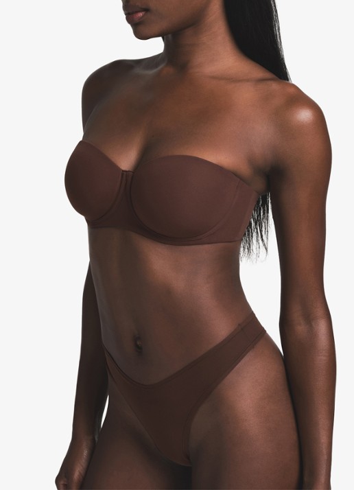 SKIMS Fits Everybody voorgevormde strapless bh met afneembare bandjes - detail 3 donkerbruin