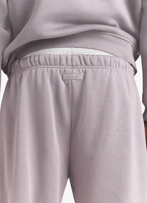 SKIMS Fleece Lounge joggingsbroek met steekzakken - detail 5 shadow