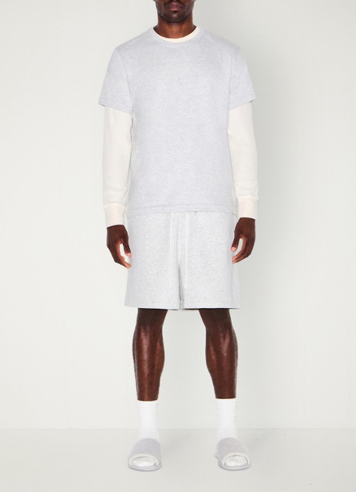 SKIMS Fleece Lounge straight fit korte loungebroek  - detail 4 lichtgrijs