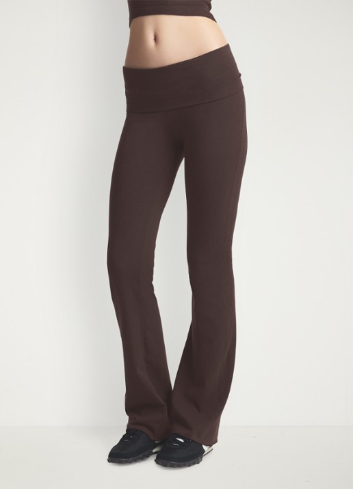SKIMS Mid waist flared fit loungebroek met stretch