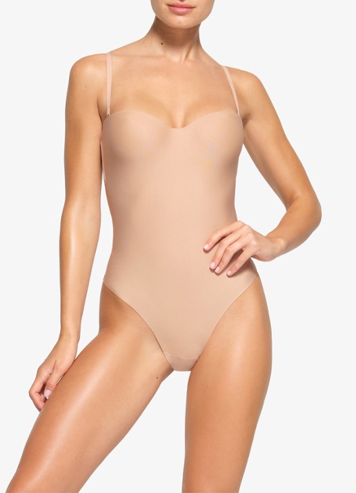SKIMS Skims Body corrigerende stringbody met beugel - detail beige