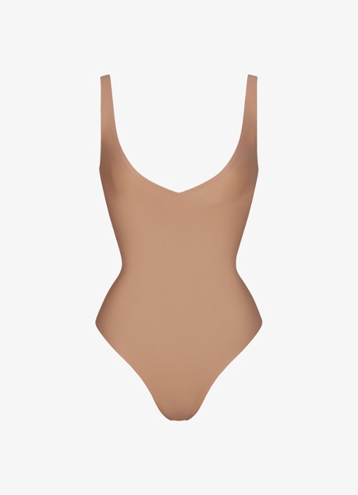 SKIMS Skims Body plunge stringbody - voorkant 2 beige