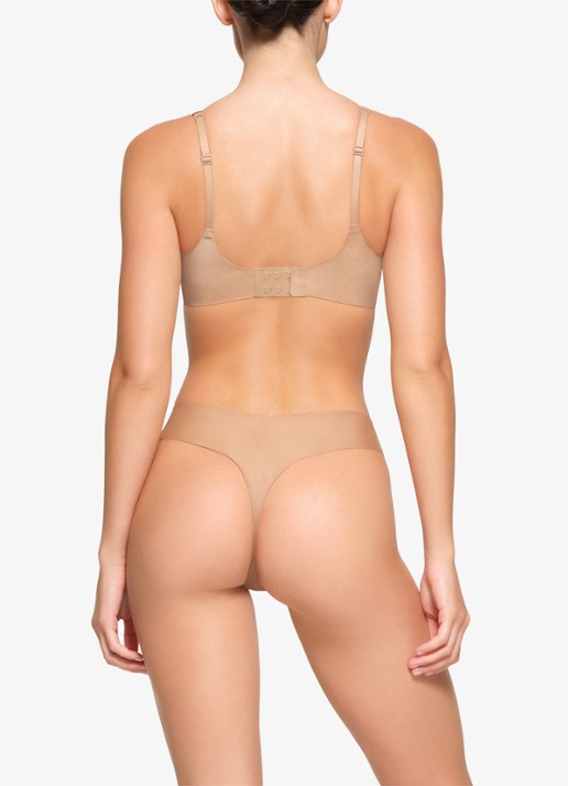 SKIMS Skims Ultimate Teardrop push up bh  - achterkant 3 naturel