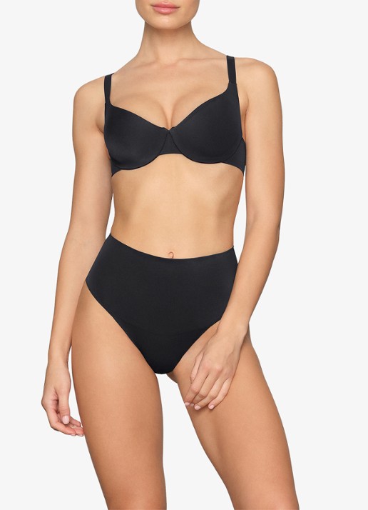 SKIMS Smoothing Intimates full coverage bh