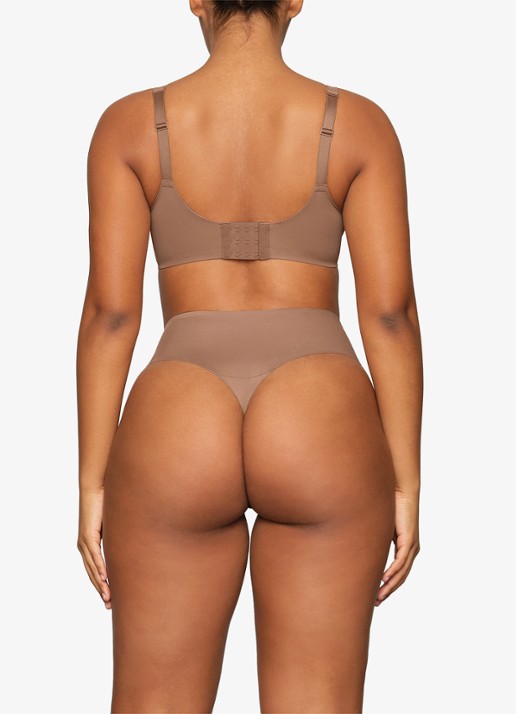SKIMS Smoothing Intimates full coverage bh - achterkant 3 bruin