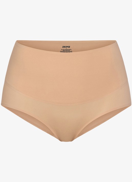 SKIMS Smoothing Intimates high waisted slip - voorkant beige
