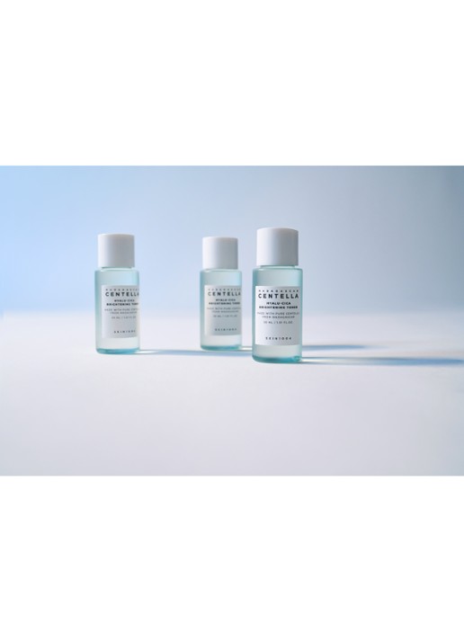 Skin1004  Madagascar Centella Hyalu-Cica Brightening Toner  - detail 2 undefined