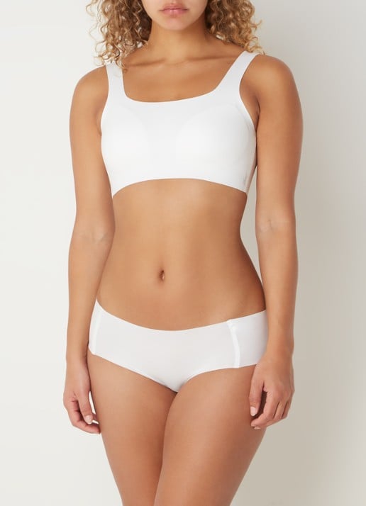 Sloggi Zero Feel 2.0 naadloze crop top met uitneembare vulling - voorkant 3 gebroken wit