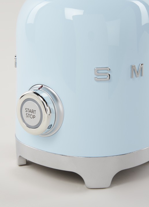 SMEG 50's Style Melkopschuimer 600 ml - detail 2 lichtblauw