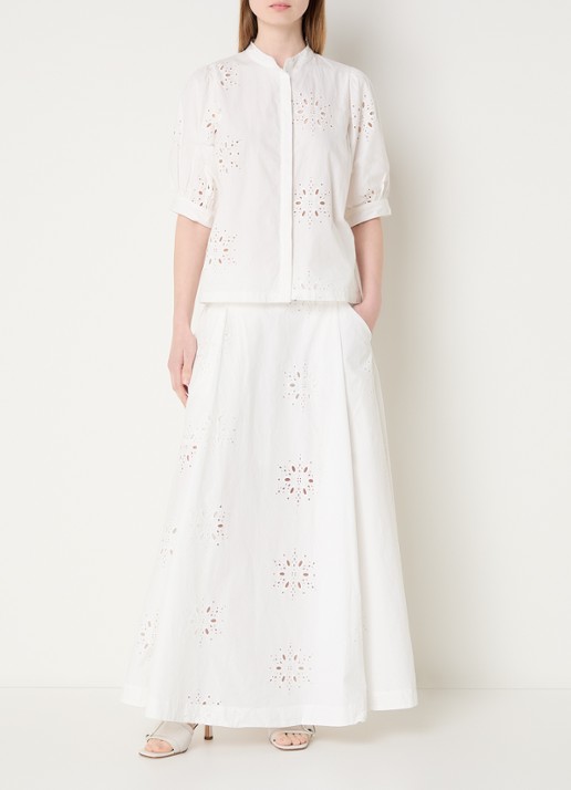 Sofie Schnoor Alessiasw blouse met broderie - voorkant 2 gebroken wit