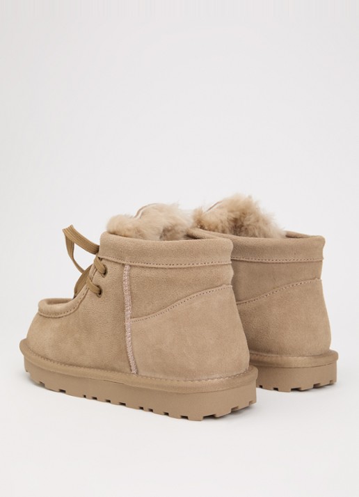 Sofie Schnoor Babettsw veterschoen van suède met schapenvacht - achterkant camel