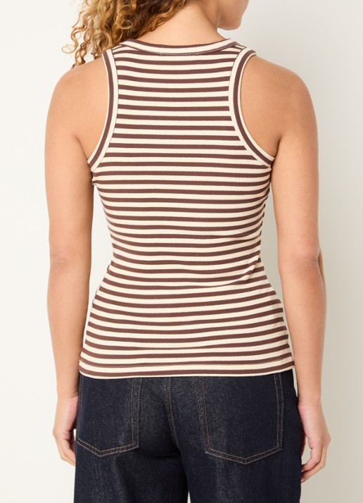 Sofie Schnoor Becasw ribgebreide tanktop met streepprint - achterkant hazelnootbruin