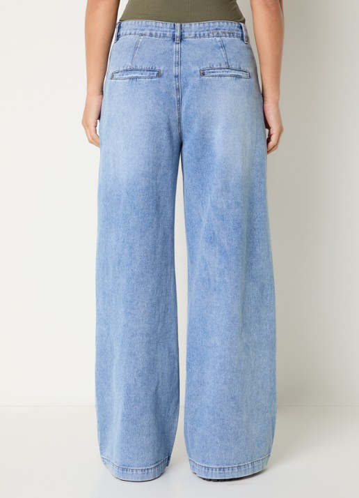 Sofie Schnoor Bilbaosw low waist wide leg jeans met medium wassing - achterkant indigo