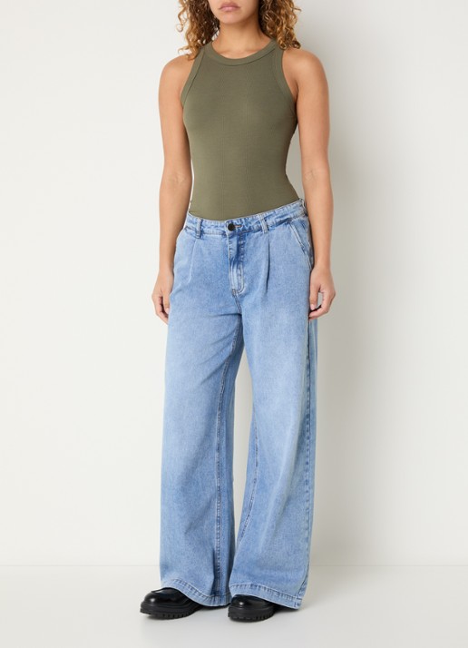 Sofie Schnoor Bilbaosw low waist wide leg jeans met medium wassing - voorkant 4 indigo