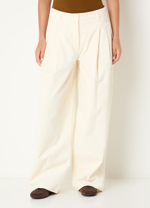 Sofie Schnoor Corlie high waist loose fit broek van corduroy - detail gebroken wit