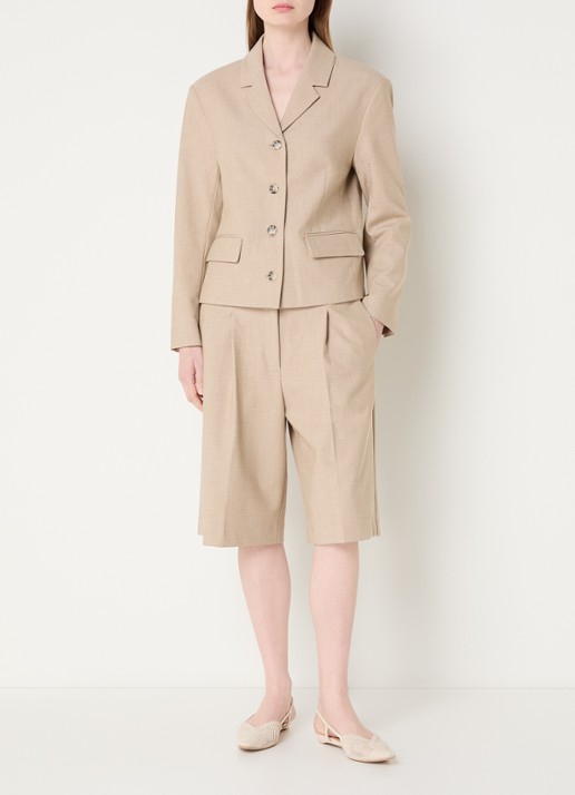 Sofie Schnoor Ellysw blazer met schoudervulling en klepzakken - voorkant 2 beige
