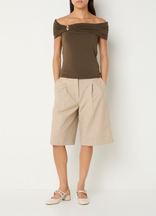 Sofie Schnoor Elsysw high waist wide fit korte broek met steekzakken - voorkant 3 beige