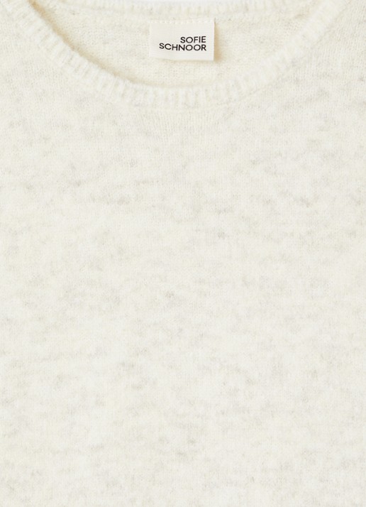 Sofie Schnoor Fijngebreide top in wolblend - detail gebroken wit