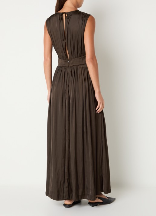 Sofie Schnoor Linsw maxi jurk met plooidetail - achterkant 2 donkerbruin