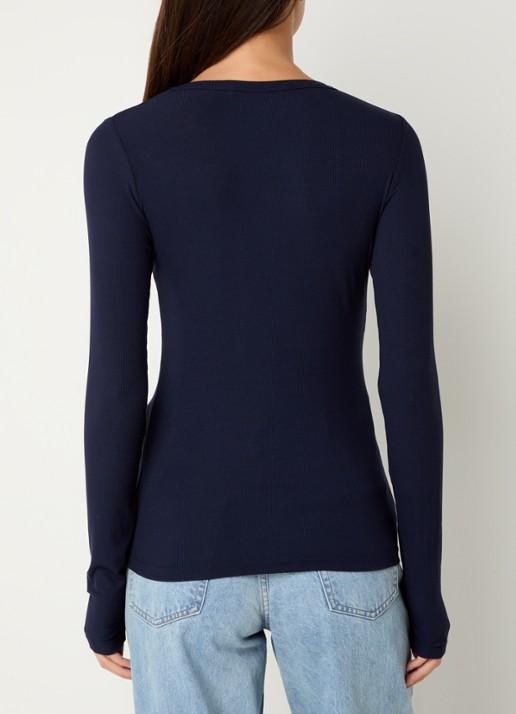 Sofie Schnoor Longsleeve met ribstructuur - achterkant donkerblauw