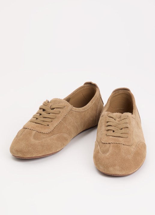 Sofie Schnoor Nadiesw sneaker van suède - detail camel
