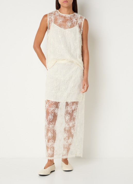 Sofie Schnoor Odessasw semi-transparante top van mesh met pailletten en borduring - voorkant 2 creme