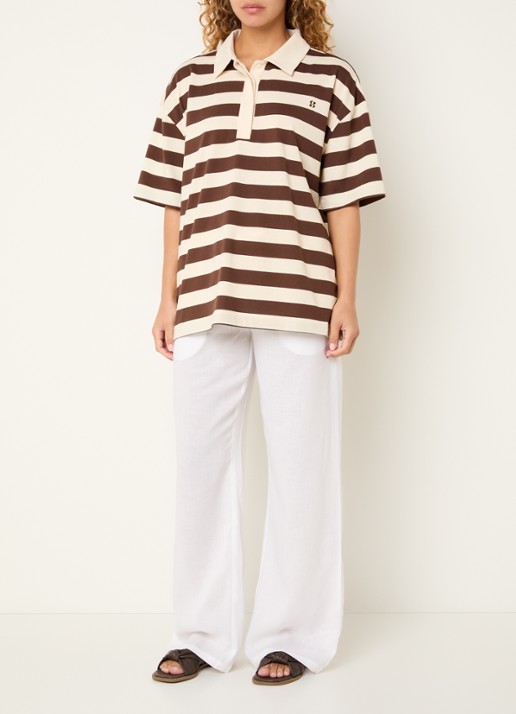 Sofie Schnoor Pilsw polo met streepprint - voorkant 3 hazelnootbruin