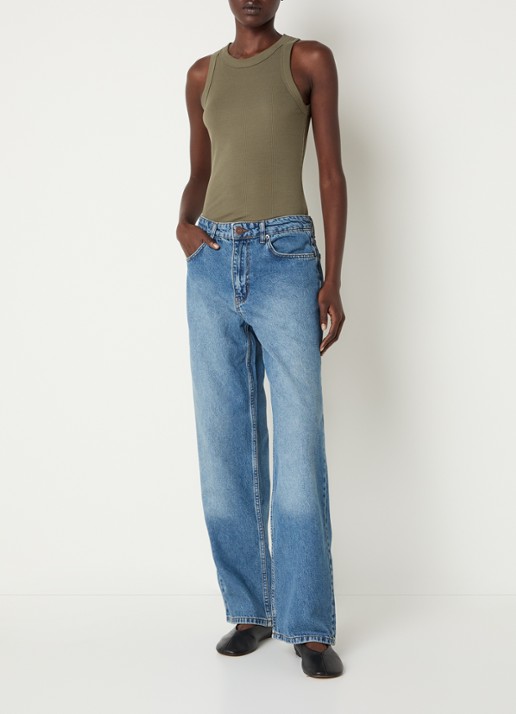 Sofie Schnoor Rios mid waist straight leg jeans met steekzakken - voorkant 2 indigo