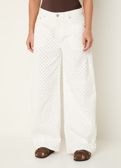 Sofie Schnoor Tomarsw mid waist balloon fit jeans met opengewerkt dessing