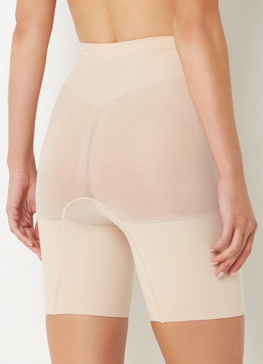 SPANX Everyday Seamless corrigerende short - achterkant 2 creme
