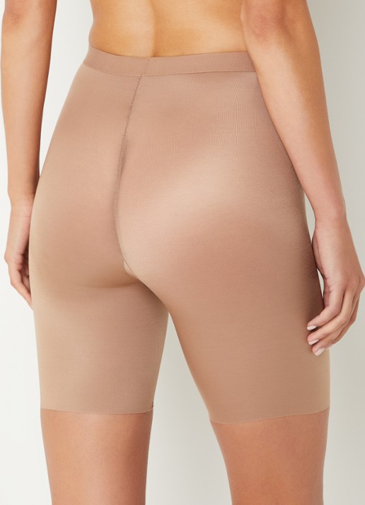 SPANX Invisible corrigerende short met glanzende finish - achterkant 4 lichtbruin