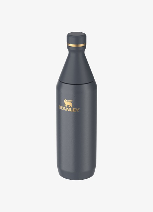 Stanley De All Day Slim waterfles 0,6 liter - voorkant 3 twilight gloss / donkerblauw
