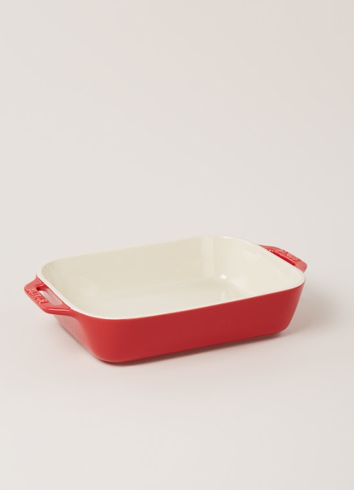 Staub Ovenschaal 27 cm - voorkant 2 steenrood