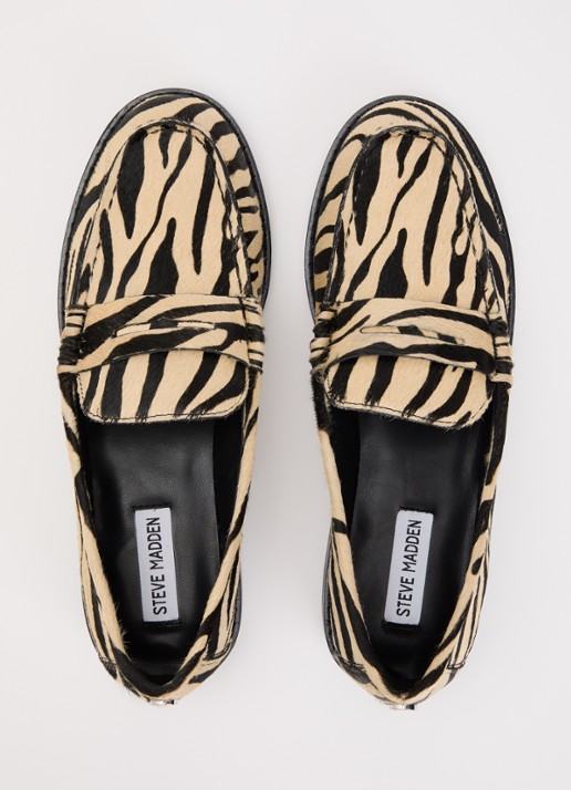 Steve Madden Adison-A loafer van leer met zebraprint - detail 3 creme