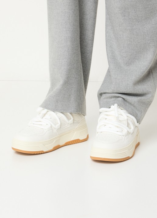 Steve Madden Boomer sneaker met logo - voorkant 2 wit