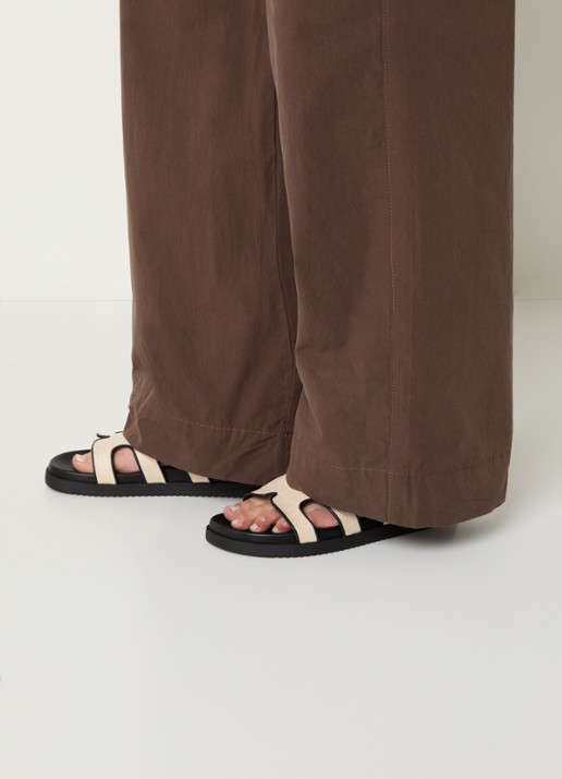 Steve Madden Missile-E slipper van raffia - voorkant 6 zwart