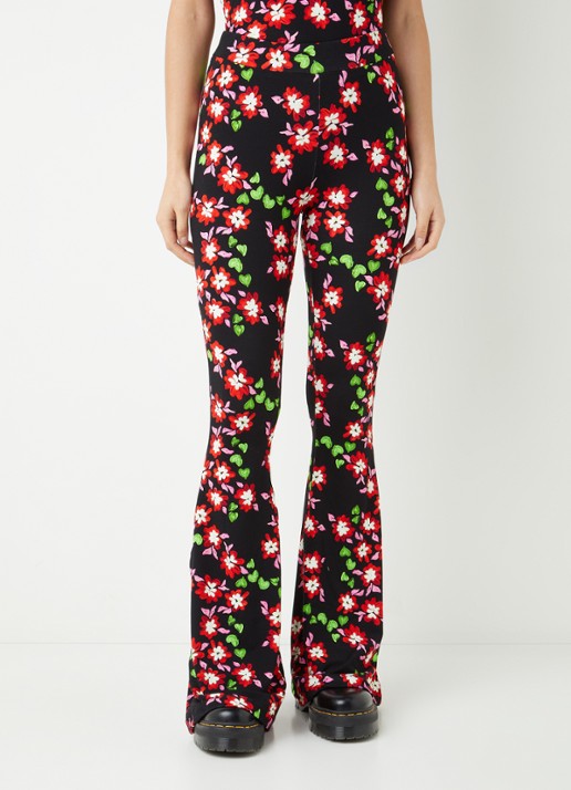 Stieglitz Althaea high waist flared fit legging in viscoseblend - detail zwart