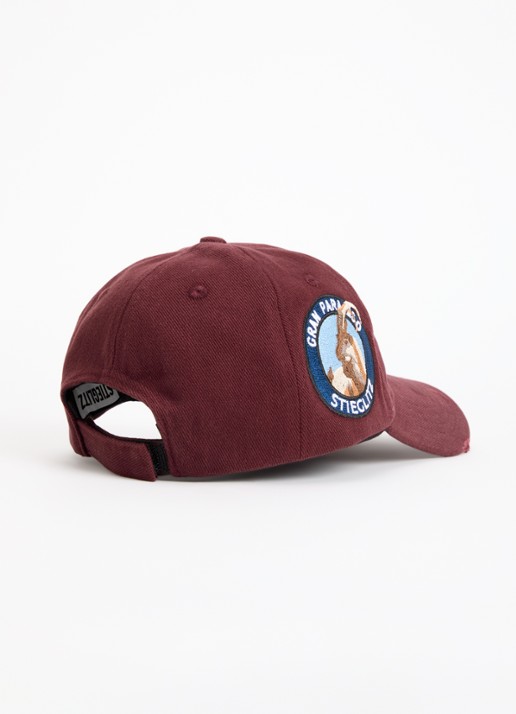 Stieglitz Duarte pet met logoborduring - detail bordeauxrood