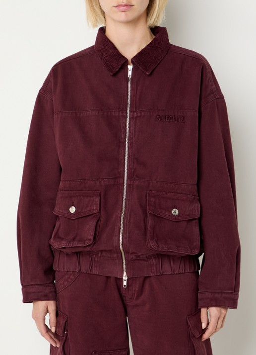 Stieglitz Gianna jack van denim met klepazakken - achterkant 2 bordeauxrood