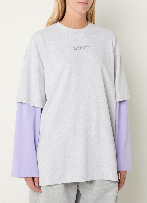 Stieglitz Stan longsleeve met logo - detail lavendel