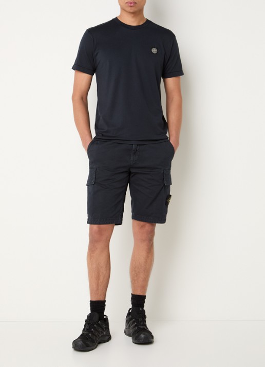 Stone Island 11002 T-shirt met logo - voorkant 2 donkerblauw